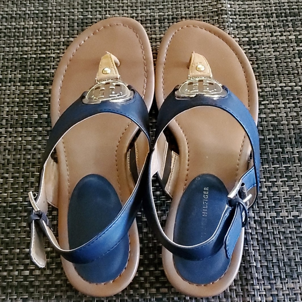 Tommy Hilfiger Sandles - Picture 3 of 8